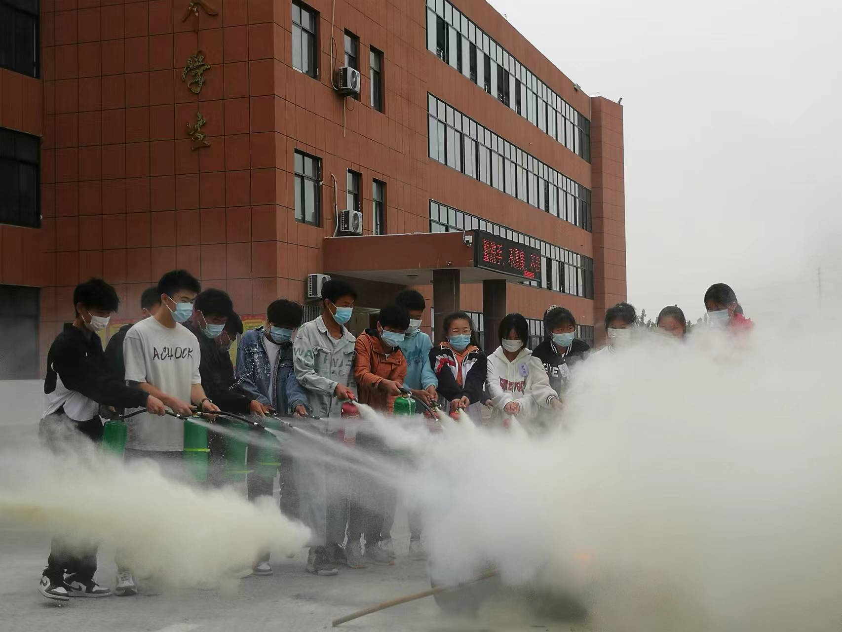 微信圖片_20220514110332.jpg 微信圖片_20220514110332.jpg